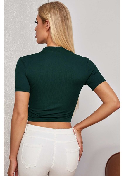 Özel Kadın Yeşil Yarım Fermuarlı ve Kısa Kollu Crop Top Bluz Fırsat!!!