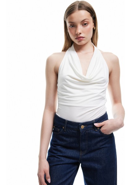 Yeni Sezon Degaje Yaka Kolsuz Slim Fit Bluz fiyatları