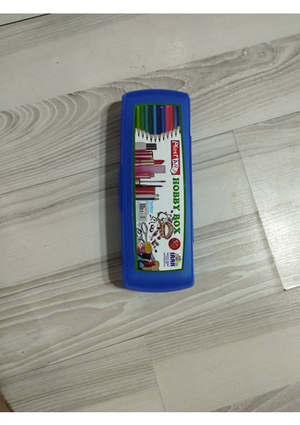 Renkli Seyahat Kutusu Seti, Kalemlik, Traş ve Diş Bakım Aksesuarları indirimleri