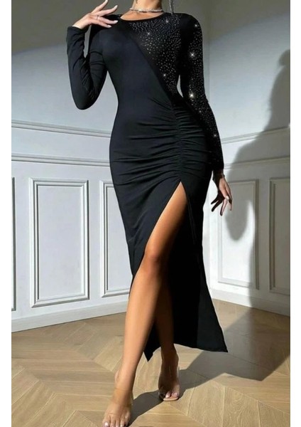 Kadın Krep Dalgıç Kumaş Taş Aksesuarlı Yırtmaç Detaylı Uzun Kollu Elbise modelleri