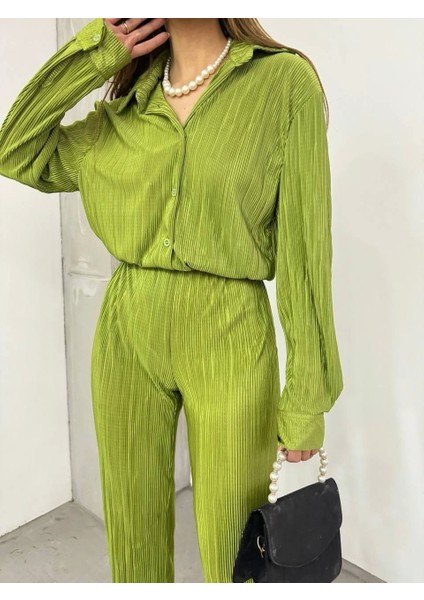 Bayrama Özel Kadın Düşük Omuz Salaş Gömlek ve Yırtmaç Detay Ispanyol Paça Pantolon modelleri