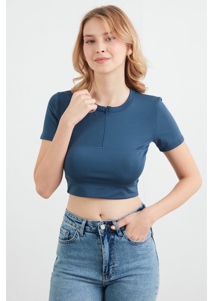 Basic Yarım Fermuarlı Dalgıç Kumaş Crop Tişört