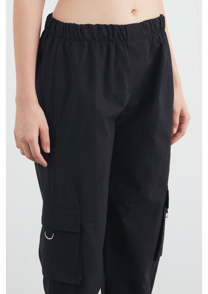 Paçası Stoperli Kargo Cepli Paraşüt Pantolon indirimleri