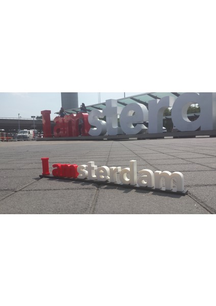 Ben Amsterdam Heykel (Sadece Plastik Aparattır!!!) 3D fiyatları