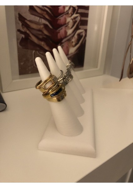 Beyaz Yüzük Tutucu Takı Sergileme Standı, Şık ve Fonksiyonel Tasarım fiyatları