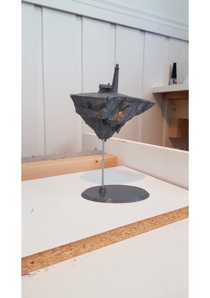 Yüzen Deniz Feneri Adası (Sadece Plastik Aparattır!!!) 3D modelleri