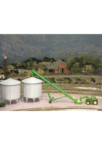 Ho Ölçekli Tahıl Burgu ve Çöp Kutusu (Sadece Plastik Aparattır!!!) 3D