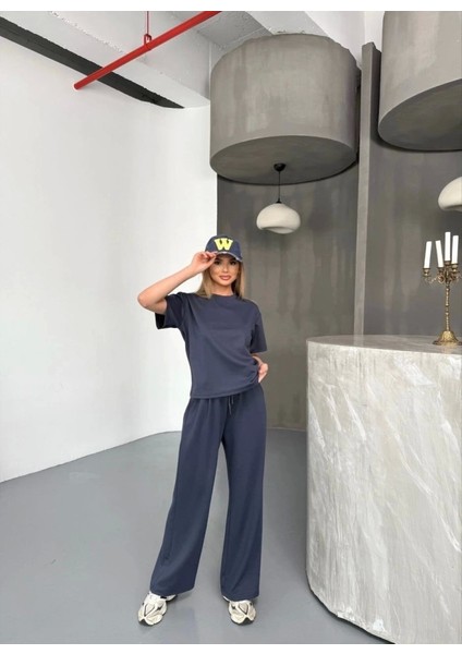 Osy Modal Yumuşak Dokulu Kumaş Kısa Kollu Bluz Rahat Pantalon Ikili Takım- Füme fırsatları