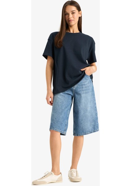Oversize Geniş Kalıp Bisiklet Yaka Basic Düz Kısa Kollu Tişört E4935AX25AU fiyatları