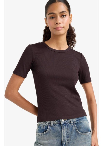 Slim Fit Dar Kesim Bisiklet Yaka Basic Düz Fitilli Kaşkorse Kısa Kollu Tişört C0097AX25AU