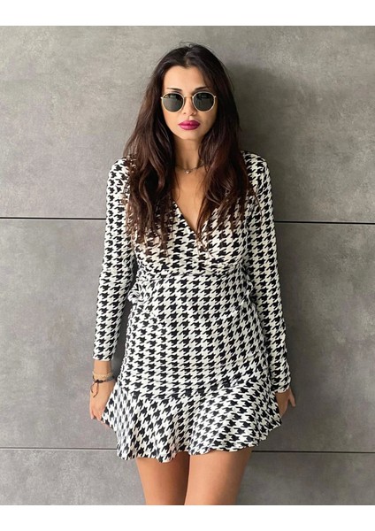 Kadın Uzun Kollu Kruvaze Yaka Kazayağı Mikro Mini Boy Elbise
