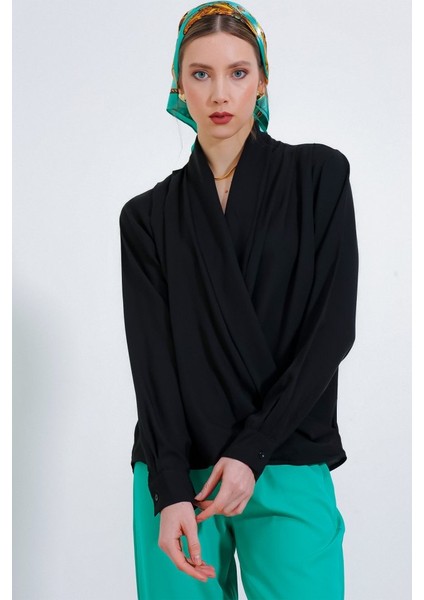 Siyah Kruvaze Yaka Dökümlü Saten Bluz 0492 fiyatları