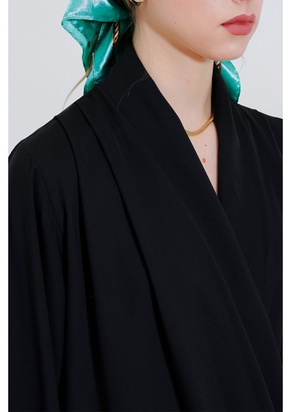 Siyah Kruvaze Yaka Dökümlü Saten Bluz 0492 modelleri