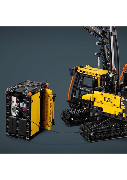 Technic Volvo Fmx Kamyon ve EC230 Elektrikli Ekskavatör 42175 fırsatları