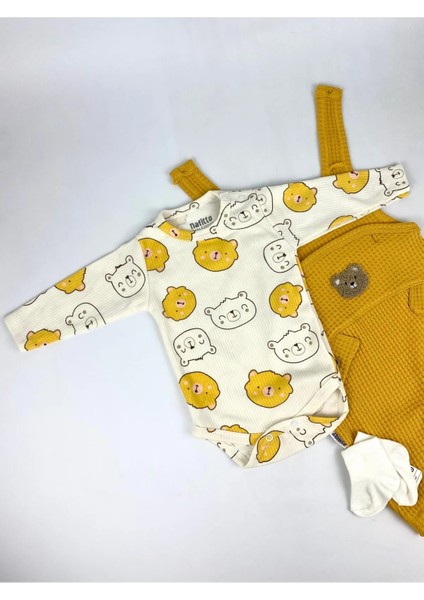 Ayı Nakışlı Erkek Bebek Tulum 3’lü Tulum Seti – Zıbın, Tulum ve Çorap | 3-6-9 Ay Bebek Kıyafeti