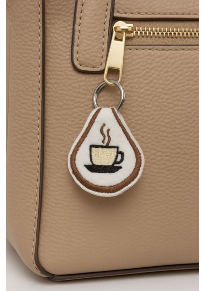 Latte Nakışlı Çok Amaçlı Anahtarlık Charm | Çanta Kot Pantolon Ayakkabı Airpods Uyumlu
