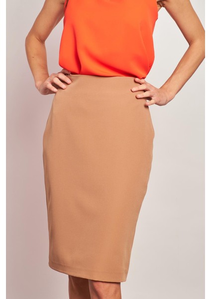 Astarlı Yüksek Bel Diz Altı Hafif Likralı Yırtmaçlı Kumaş Ofis Kalem Etek-Camel modelleri