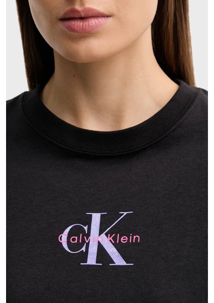 Pamuklu Regular Fit Bisiklet Yaka Logolu T Shirt LV047C856GUB1 Bayan T Shirt LV047C856G Ub1 fırsatları