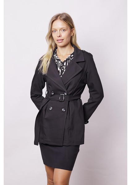 Kadın Kruvaze Anvelop Kemerli Hafif Likralı Kumaş Trençkot Ceket-Siyah