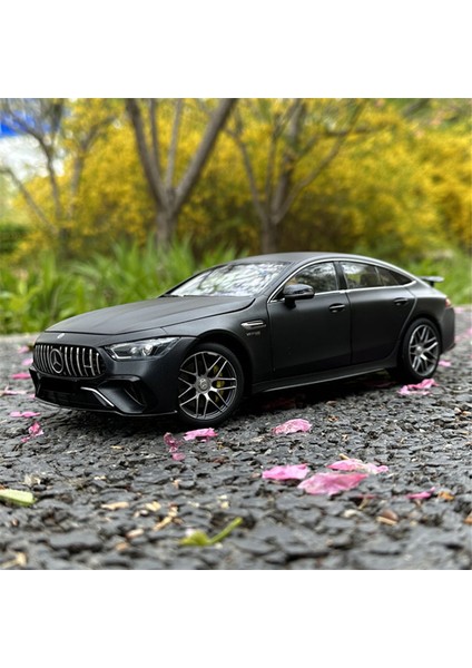 1:32 GT63S Coupe Alaşım Araba Modeli Döküm Metal Oyuncak Araç Araba Modeli Koleksiyonu Ses ve Işık Yüksek Simülasyon Çocuk Hediyeler (Yurt Dışından) modelleri