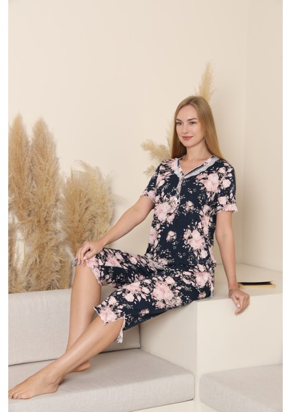 Angelique Bambu Kumaş Kısa Kol Dantel Detaylı Kadın Kapri Takım 22270 modelleri