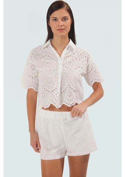 Brode Detaylı Pamuklu Şort Takım Kısa Kol Yazlık Zarifane Tasarım Seçkin Malzeme fiyatları
