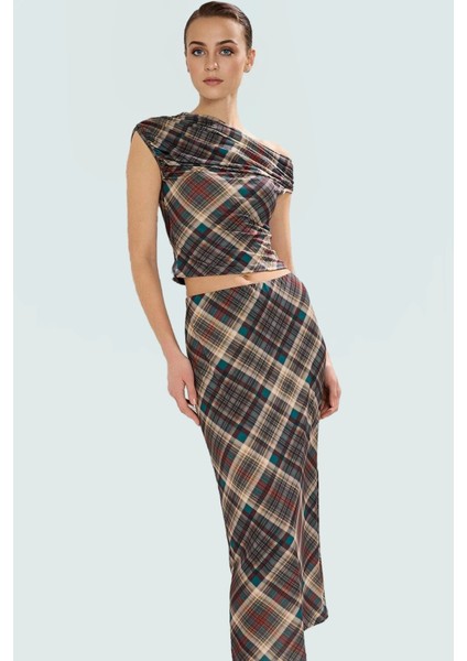 Ekose Desenli Örme Midi Elbise Takım Rahat Şık ve Çok Yönlü Premium Kalite Dayanıklı Malzeme fiyatları