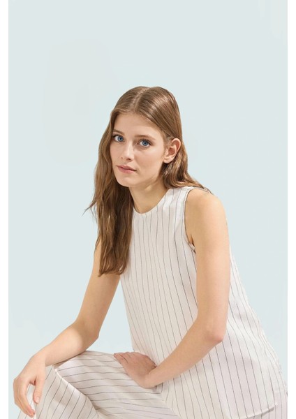 Rahat ve Şık Çizgili Keten Görünümlü Ikili Takım Kaliteli Işçilik Profesyonel Görünüm fiyatları