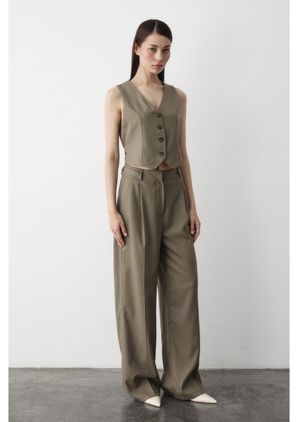 Haki Linda Yelek Pantolon Takım modelleri