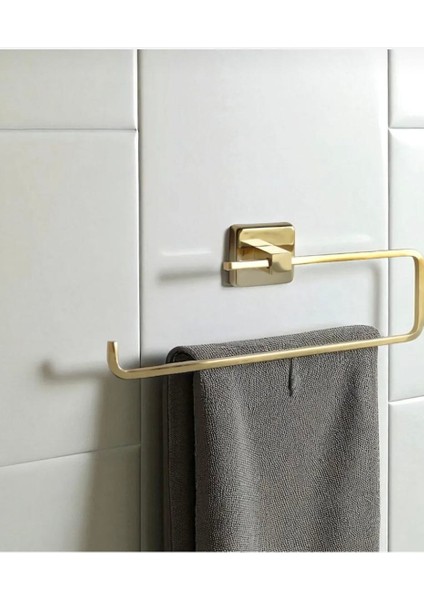Gold Havluluk Pirinç Malzeme Parlak Altın Modern Tasarım Askılık