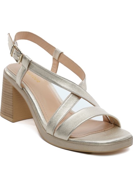 5Y2WS59247-59247 Zn Chıc Sandalet (S)