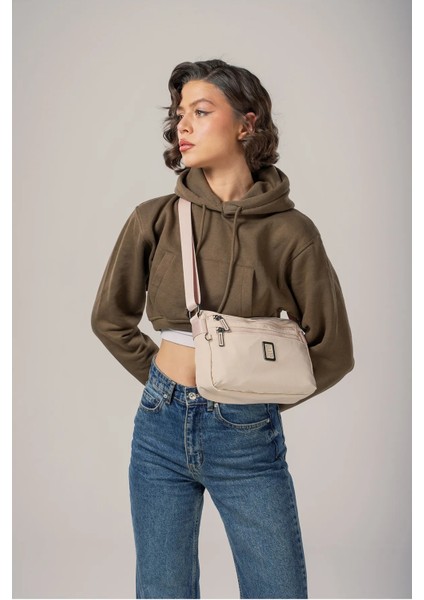 17990 Kadın Bej Omuz Çantası Ccs London modelleri