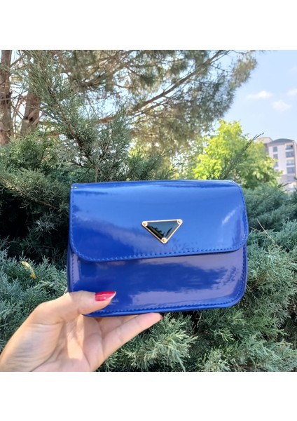 Çapraz Askılı Mavi Mini Kutu Omuz Çantası