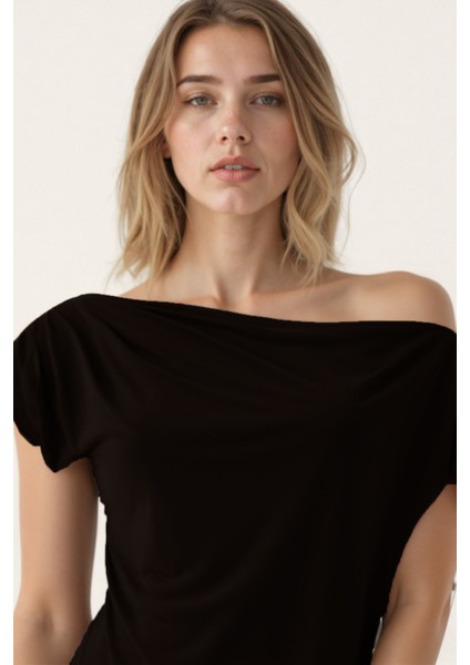 Tek Omuzu Büzgü Detaylı Bluz fiyatları