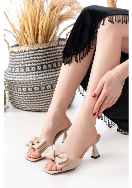 Ballerina&zapato Kadın Juliette Bej Fiyonk Detaylı Terlik modelleri