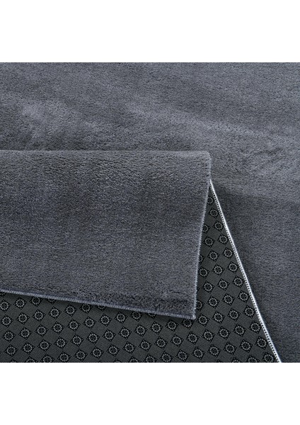 Yumuşak Peluş Halı – Kaymaz Tabanlı, Yıkanabilir, Modern Dokulu Halı P001A_ANTRASIT indirimleri