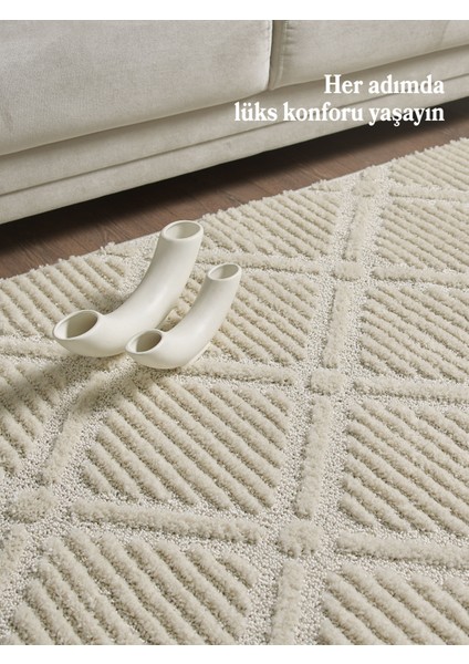 Modern Trend Tasarım Yumuşak Dokulu Özel Ebat Kesim Overloklu Jüt Taban Makine Halısı Krem modelleri