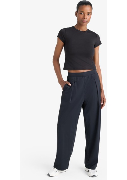 Fit Straight Fit Geniş Paça Standart Boy İnce Sporcu Pantolon indirimleri