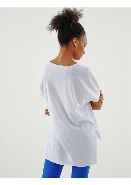 V Yaka Yırtmaçlı Tunik -Beyaz fırsatları