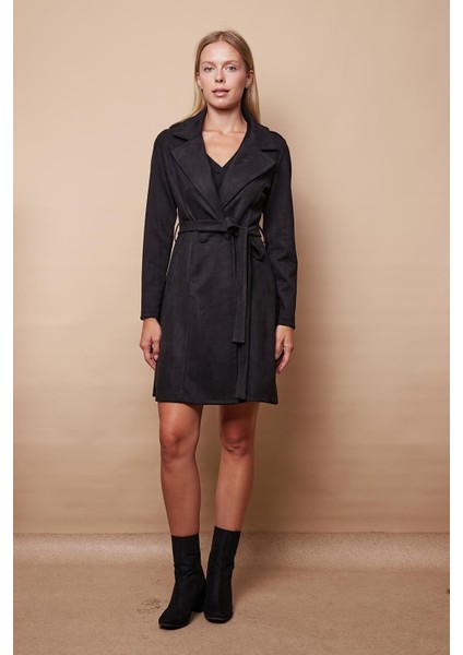 Kadın Hafif Likralı Süet Kumaş Anvelop Kruvaze Cepli Uzun Kol Diz Boy Trençkot-Siyah fırsatları