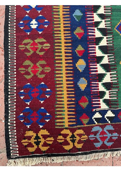 140X193 cm Vintage Konya Obruk Kilim, El Dokuma Kilim Halı, Renkli Rustik Desenli Kilim, Türk El Yapımı Antika Kilim fırsatları