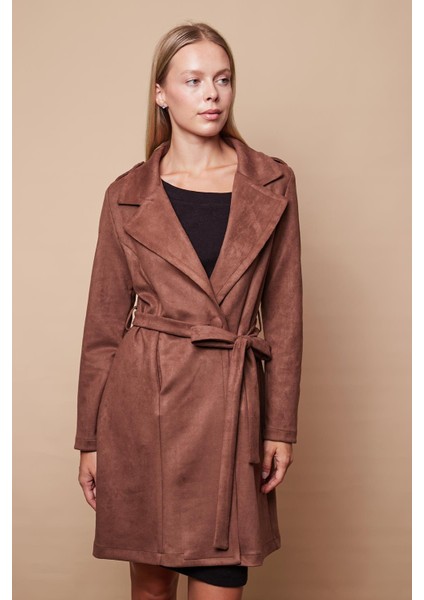 Kadın Hafif Likralı Süet Kumaş Anvelop Kruvaze Cepli Uzun Kol Diz Boy Trençkot-Kahve indirimleri