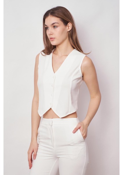 Kadın Likralı Krep Kumaş Arkası D Tokalı Kısa Yelek-Krem modelleri