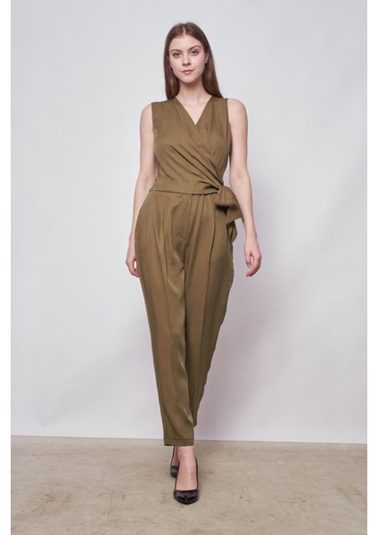 %100 Iyocell Akıcı Şık Kumaş Anvelop Kruvaze Bağcıklı Cepli Önü Pileli Dar Paça Tulum -Haki modelleri