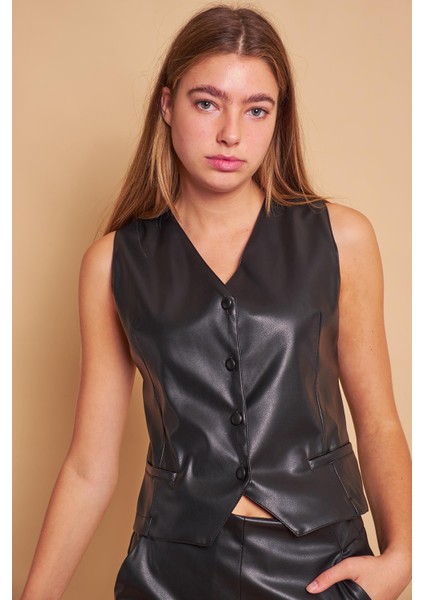 Ekolojik Suni Deri Cepli Kısa Yelek -Siyah indirimleri