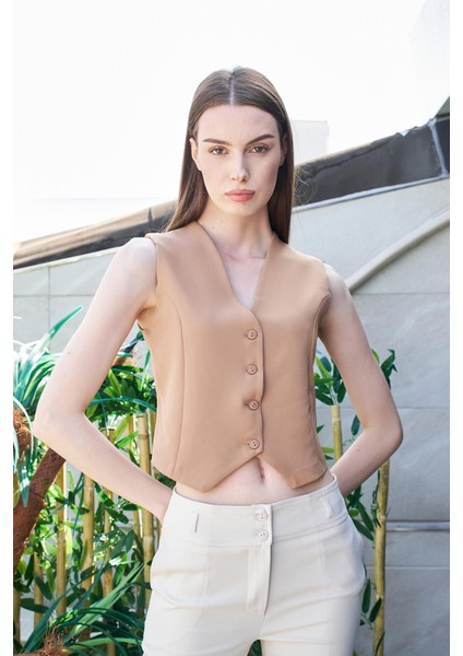 Kadın Önü Düğmeli Hafif Likralı Kumaş Kısa Yelek-Camel fiyatları