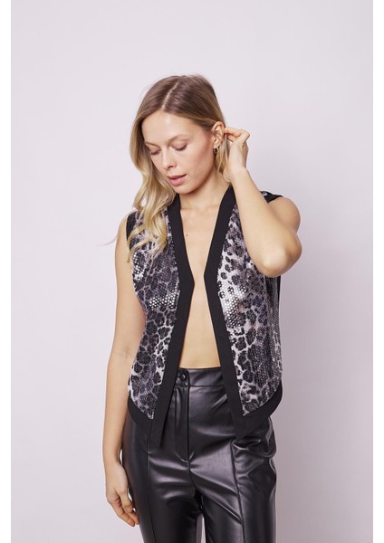 Kadın Hafif Likralı Krep Kumaş Pul Detaylı Vücuda Oturan Yelek-Leopar