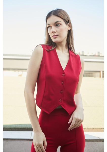 Kadın Likralı Krep Kumaş Arkası D Tokalı Kısa Yelek-Kırmızı indirimleri