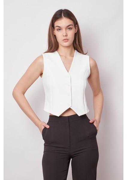 Kadın Önü Düğmeli Hafif Likralı Kumaş Kısa Yelek-Krem fiyatları