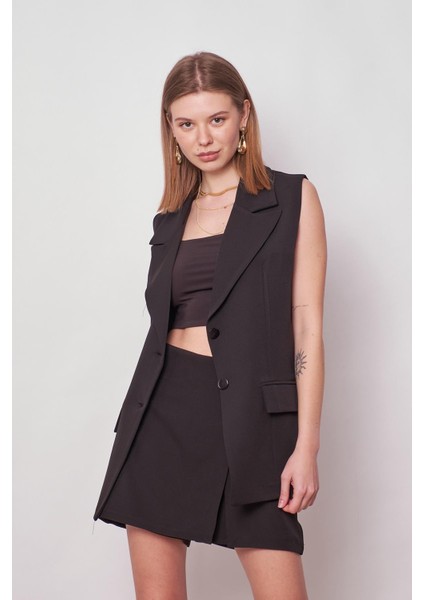 Kadın Yakalı Cep Kapaklı Hafif Likralı Dokuma Kumaş Oversize Blazer Yelek-Siyah fırsatları